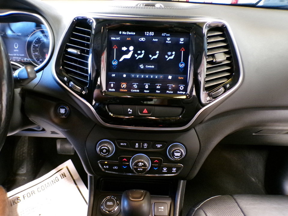 Used 2020 Jeep Cherokee Limited w/ Trailer Tow Group image 17