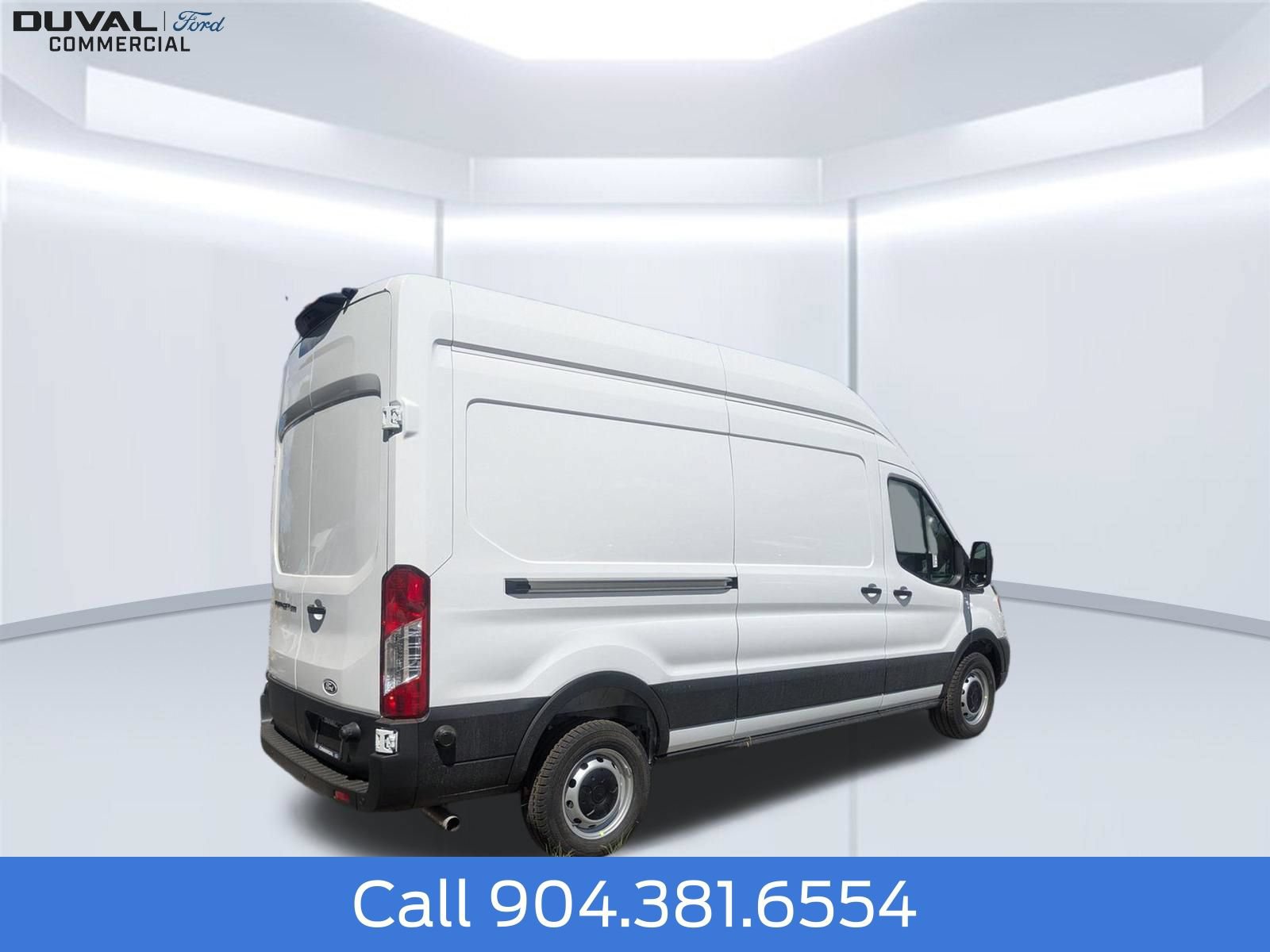 New 2026 Ford Transit 250 148 High Roof w/ Load Area Protection Package RWD image 4