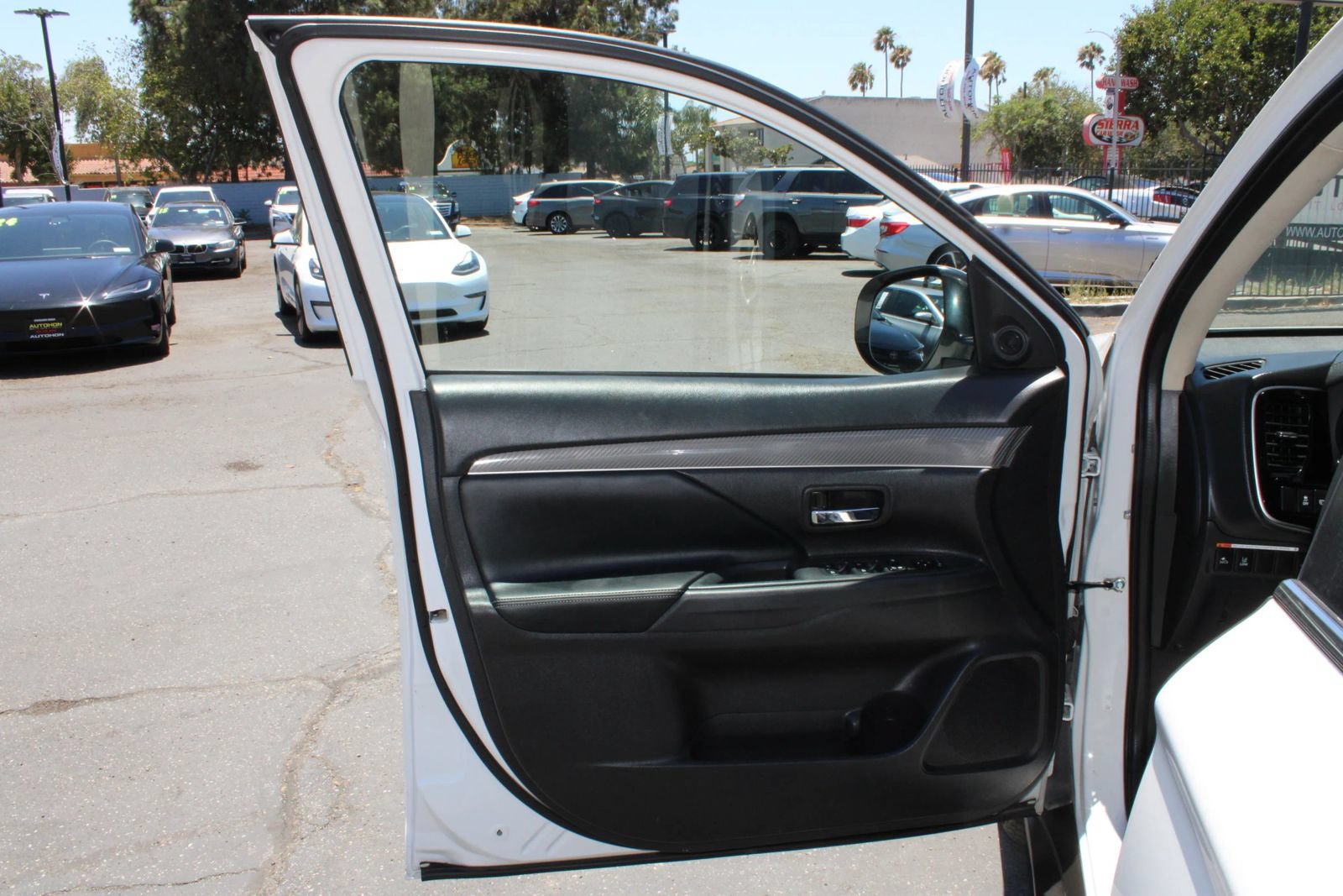 Used 2020 Mitsubishi Outlander SEL FWD image 7