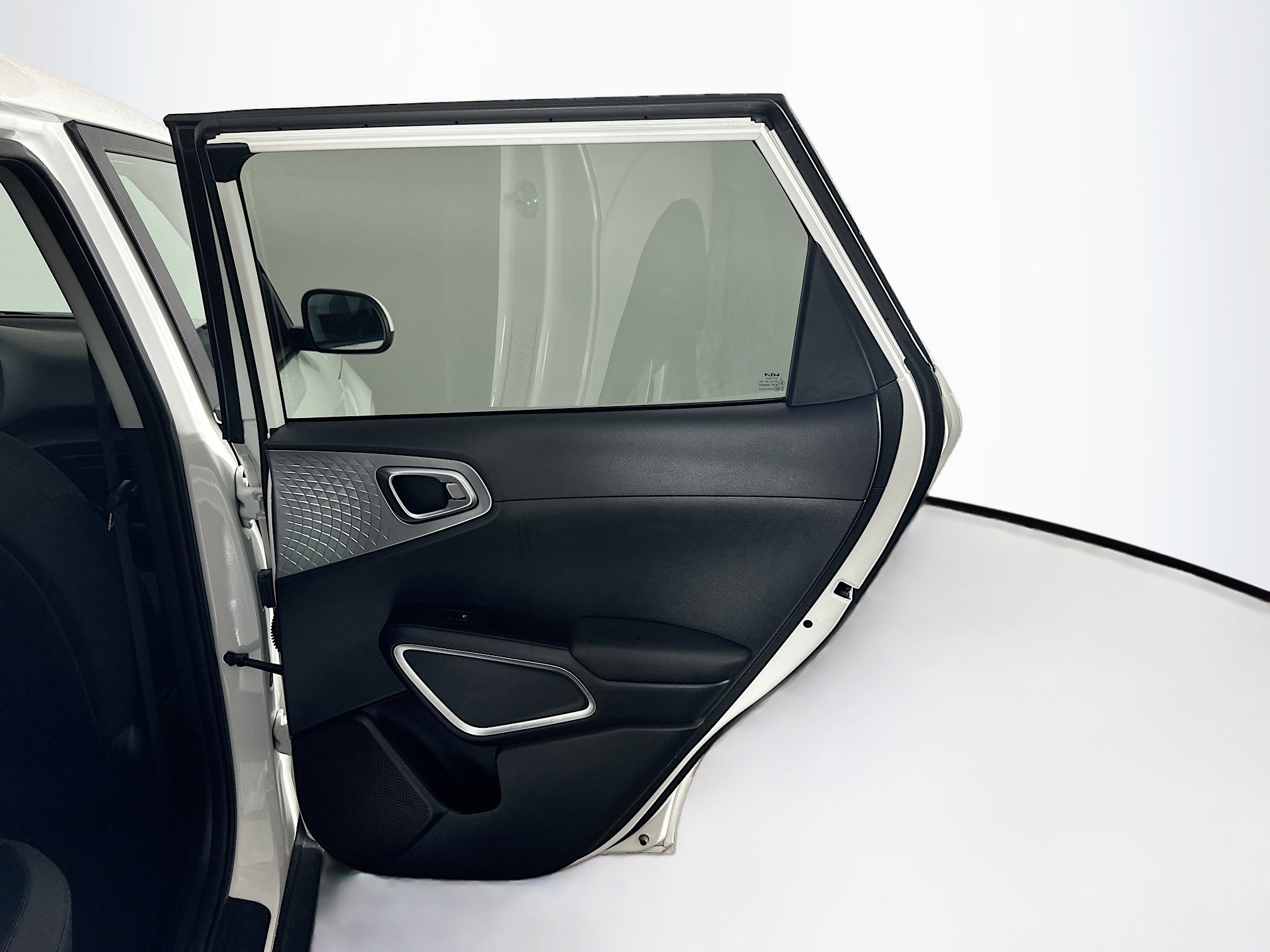 Used 2024 Kia Soul LX w/ Option Group 015 image 28