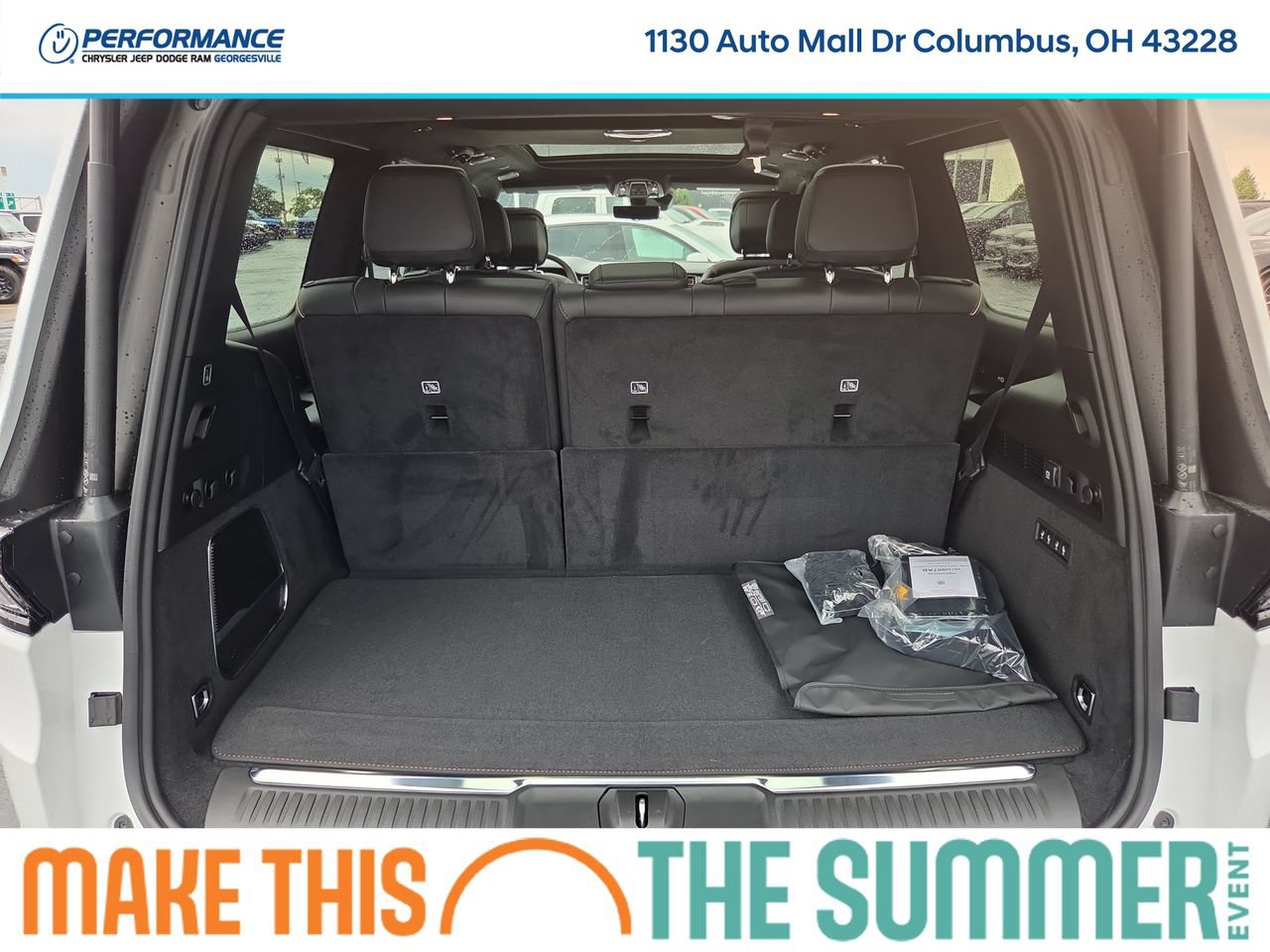 New 2026 Jeep Grand Wagoneer Summit AWD/4WD image 11