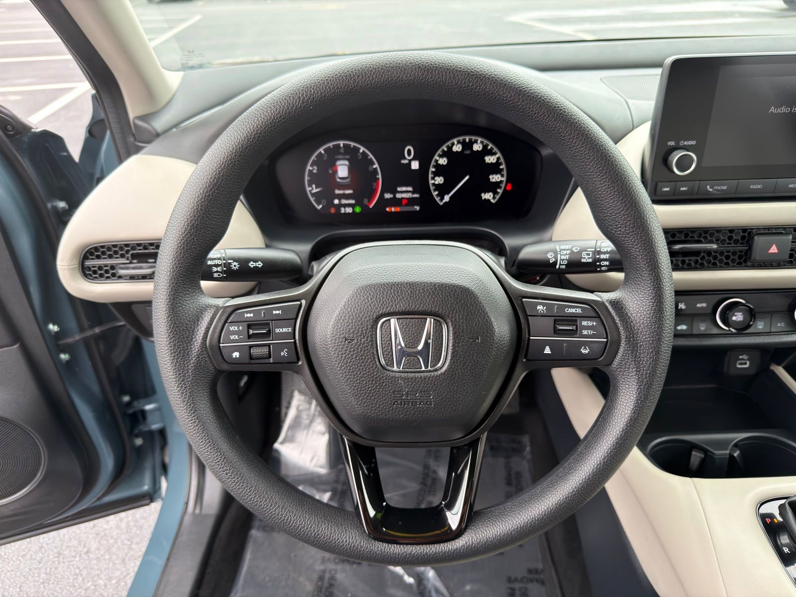 Used 2023 Honda HR-V LX image 15