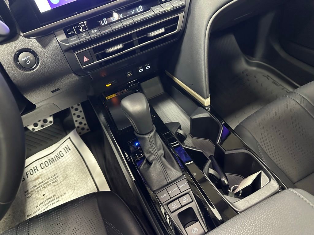 Used 2026 Toyota Camry XSE FWD image 41