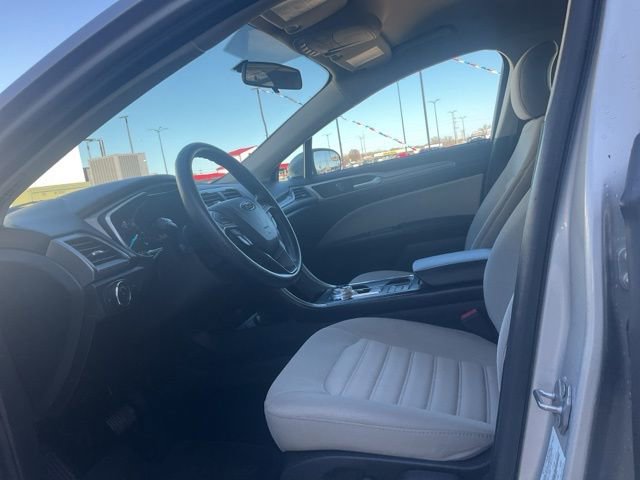 Used 2018 Ford Fusion S FWD image 3