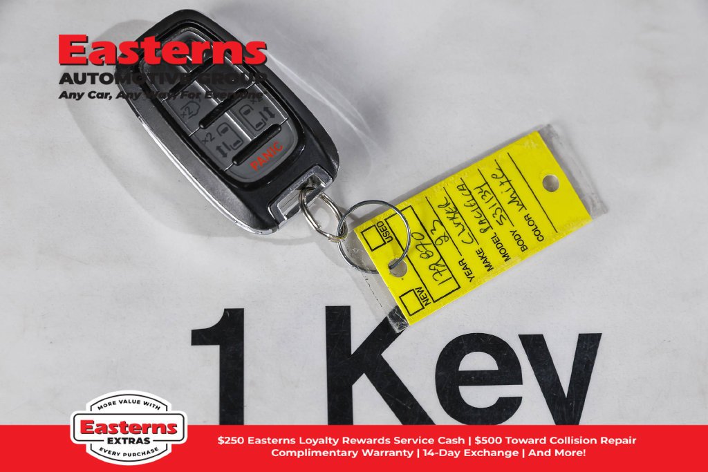 Used 2023 Chrysler Pacifica Touring-L FWD image 26
