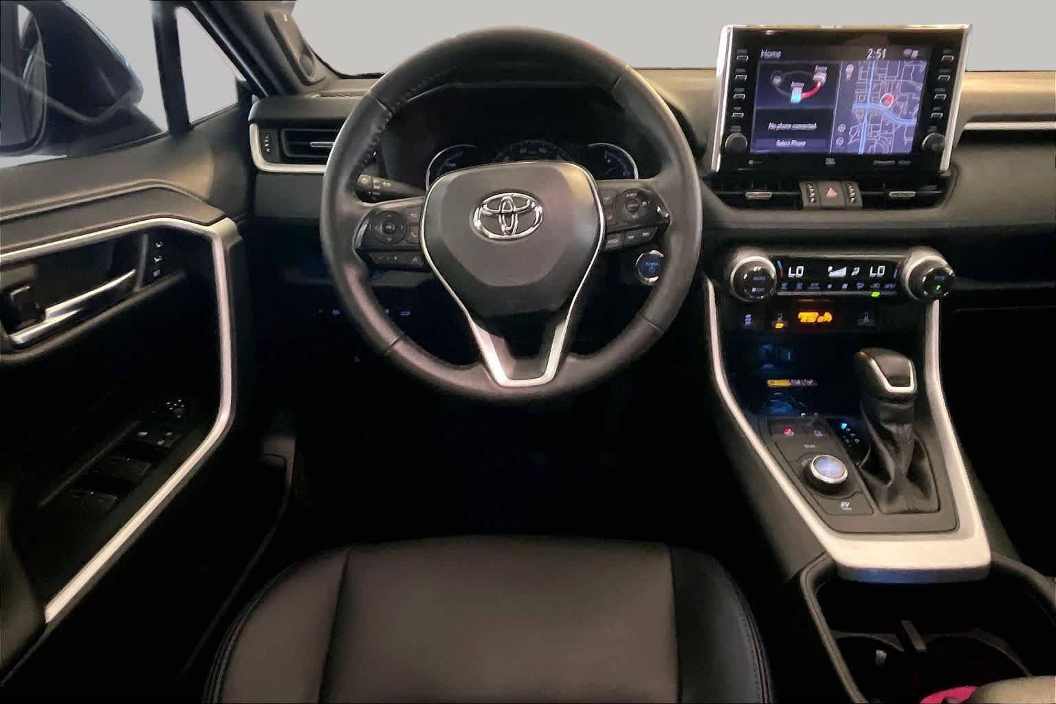 Used 2022 Toyota RAV4 XSE AWD/4WD image 5