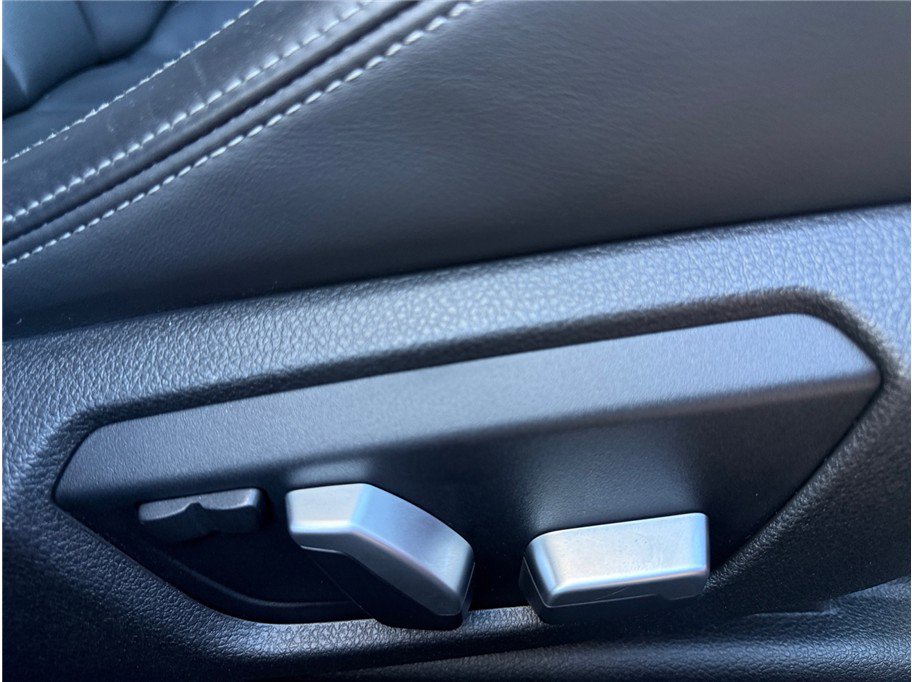 Used 2018 BMW M3 RWD image 37