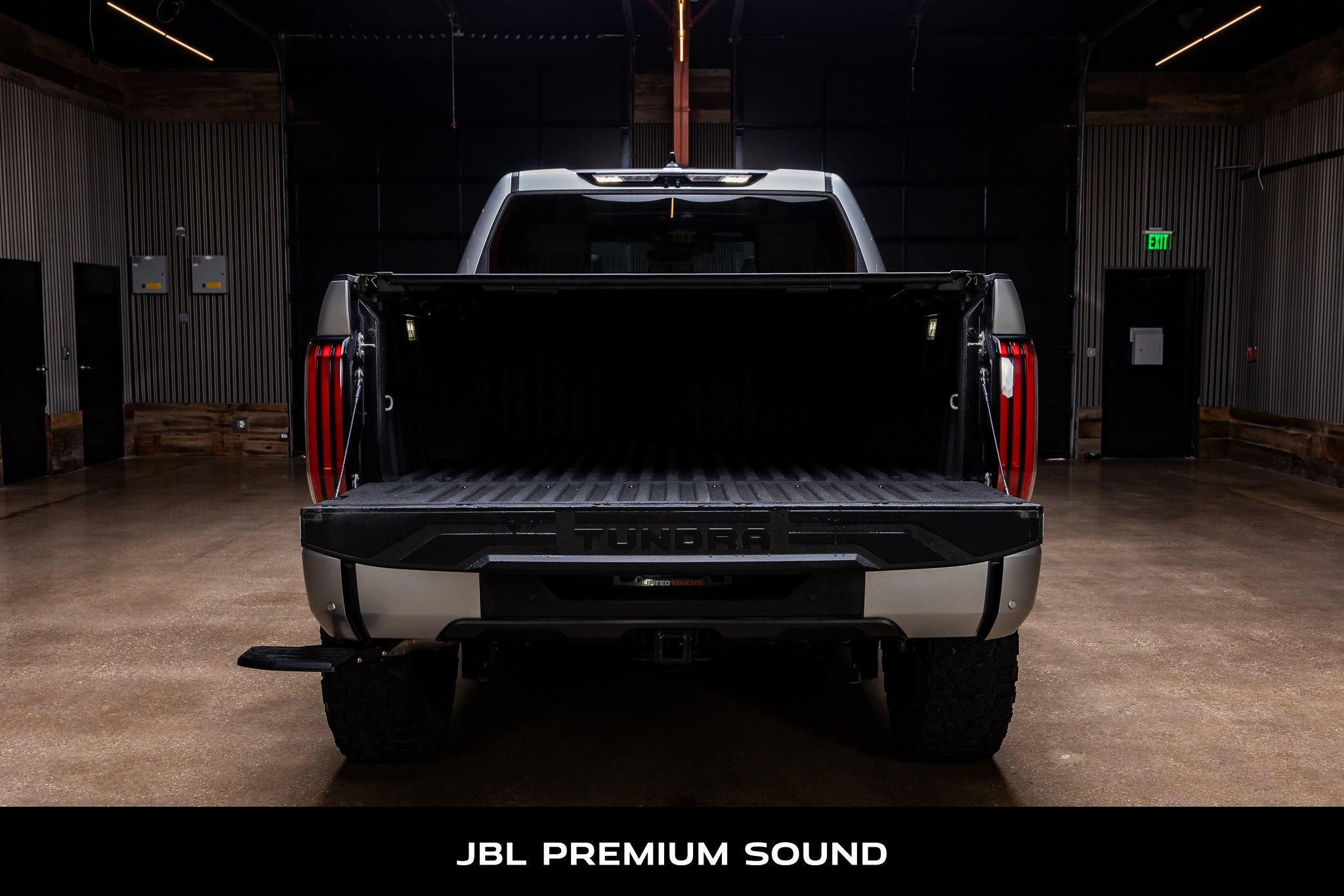 Used 2022 Toyota Tundra Platinum AWD/4WD image 8