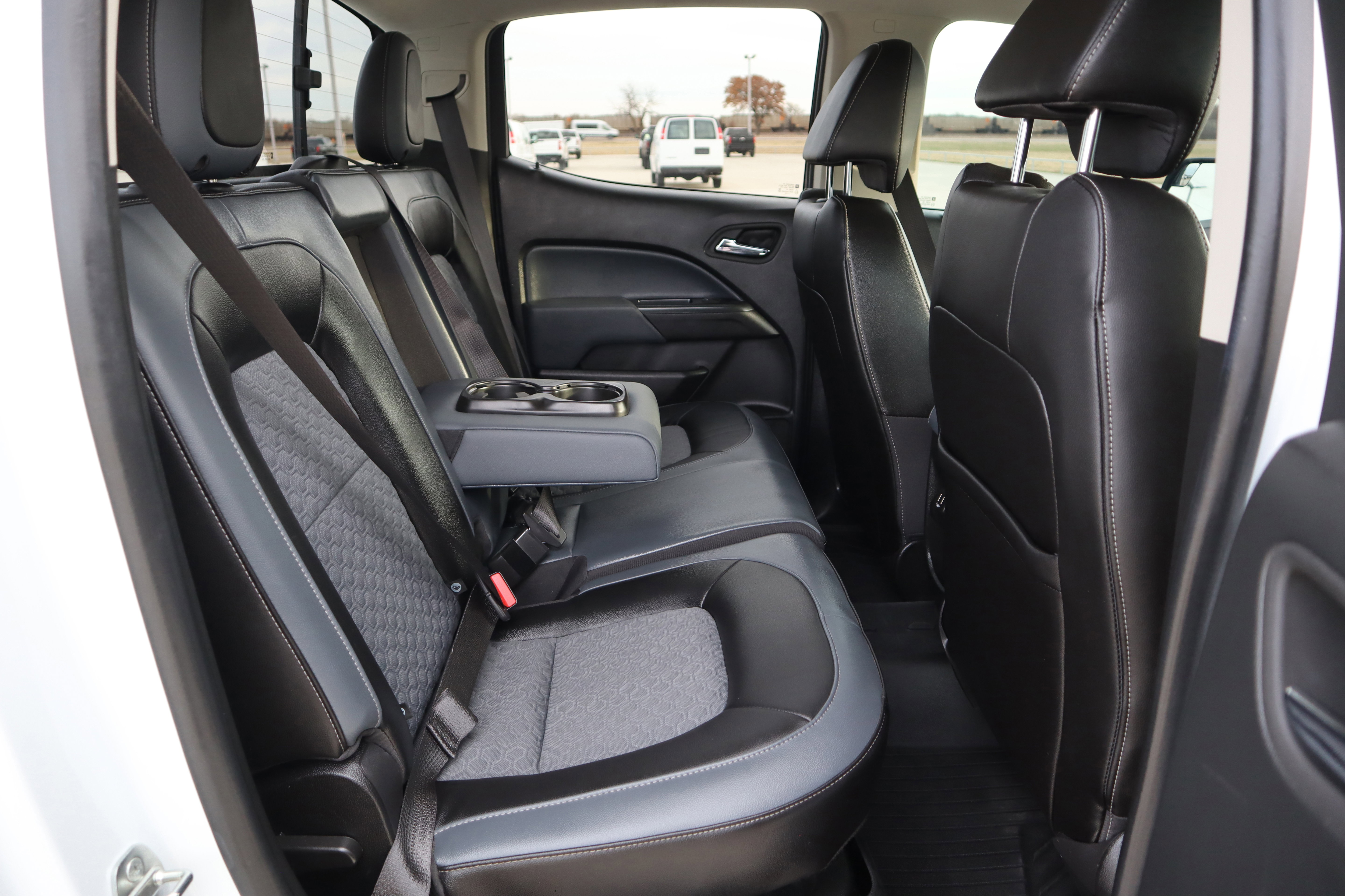 Used 2022 Chevrolet Colorado Z71 image 16