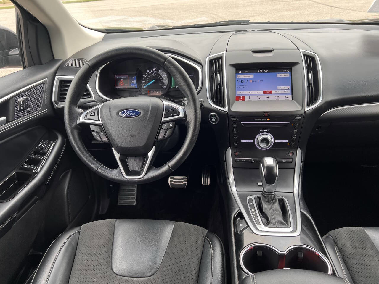Used 2017 Ford Edge Sport w/ Technology Package image 9
