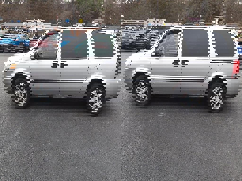 Used 2007 Chevrolet Uplander LS w/ Climate Package image 2