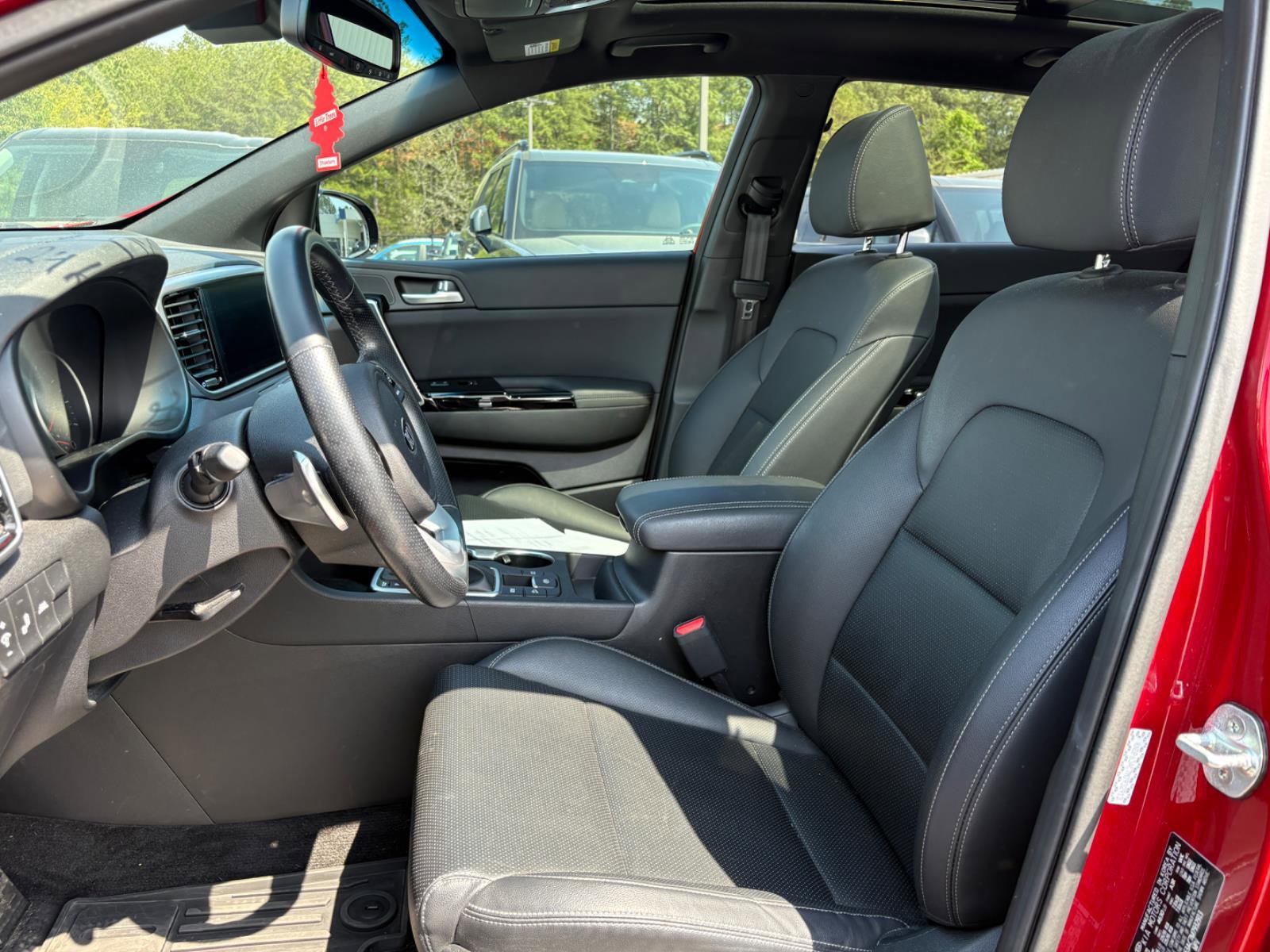 Used 2021 Kia Sportage S w/ S FWD Premium Package image 11