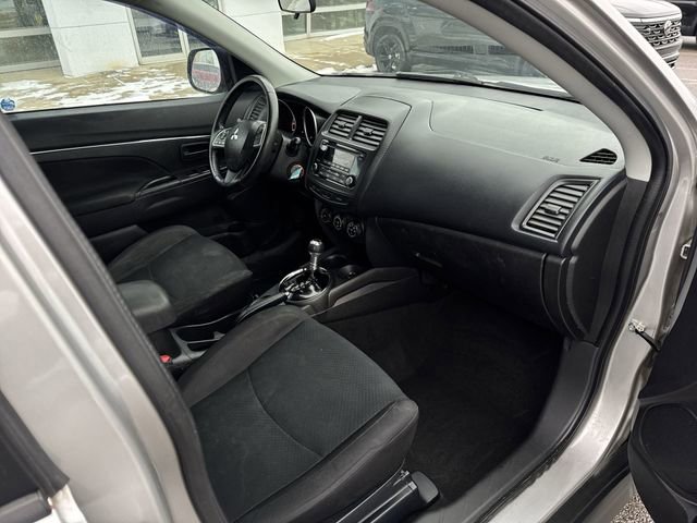 Used 2015 Mitsubishi Outlander Sport ES image 26