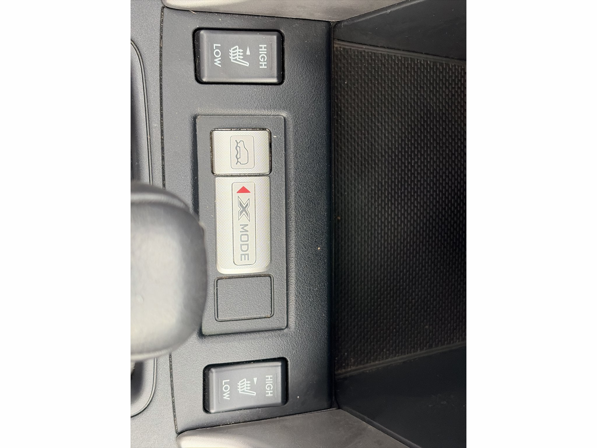Used 2016 Subaru Forester 2.5i Touring w/ Eyesight & Navigation System AWD/4WD image 7
