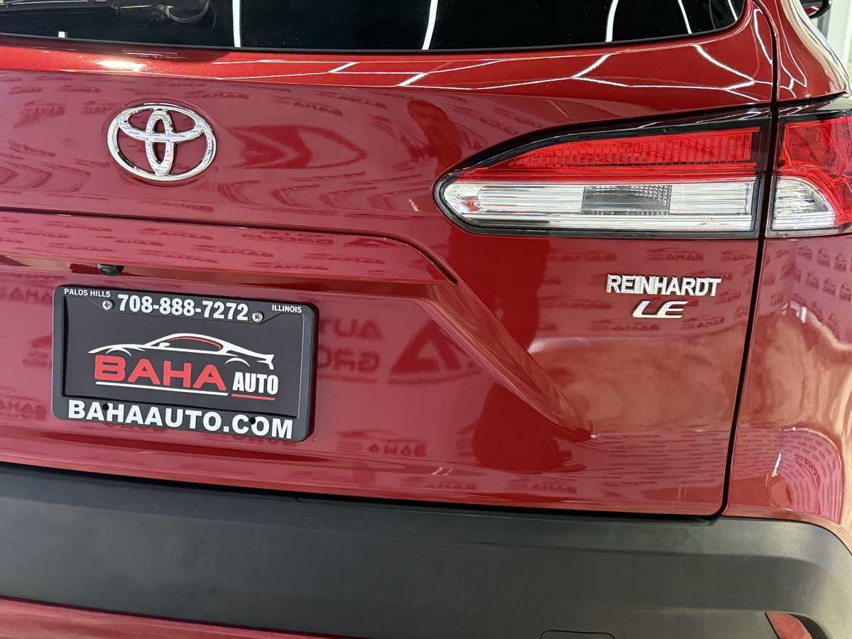 Used 2022 Toyota Corolla Cross LE w/ Moonroof Package image 9