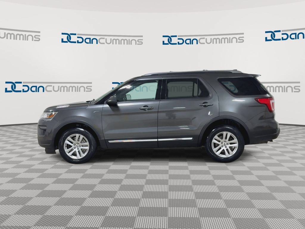 Used 2019 Ford Explorer XLT AWD/4WD image 5