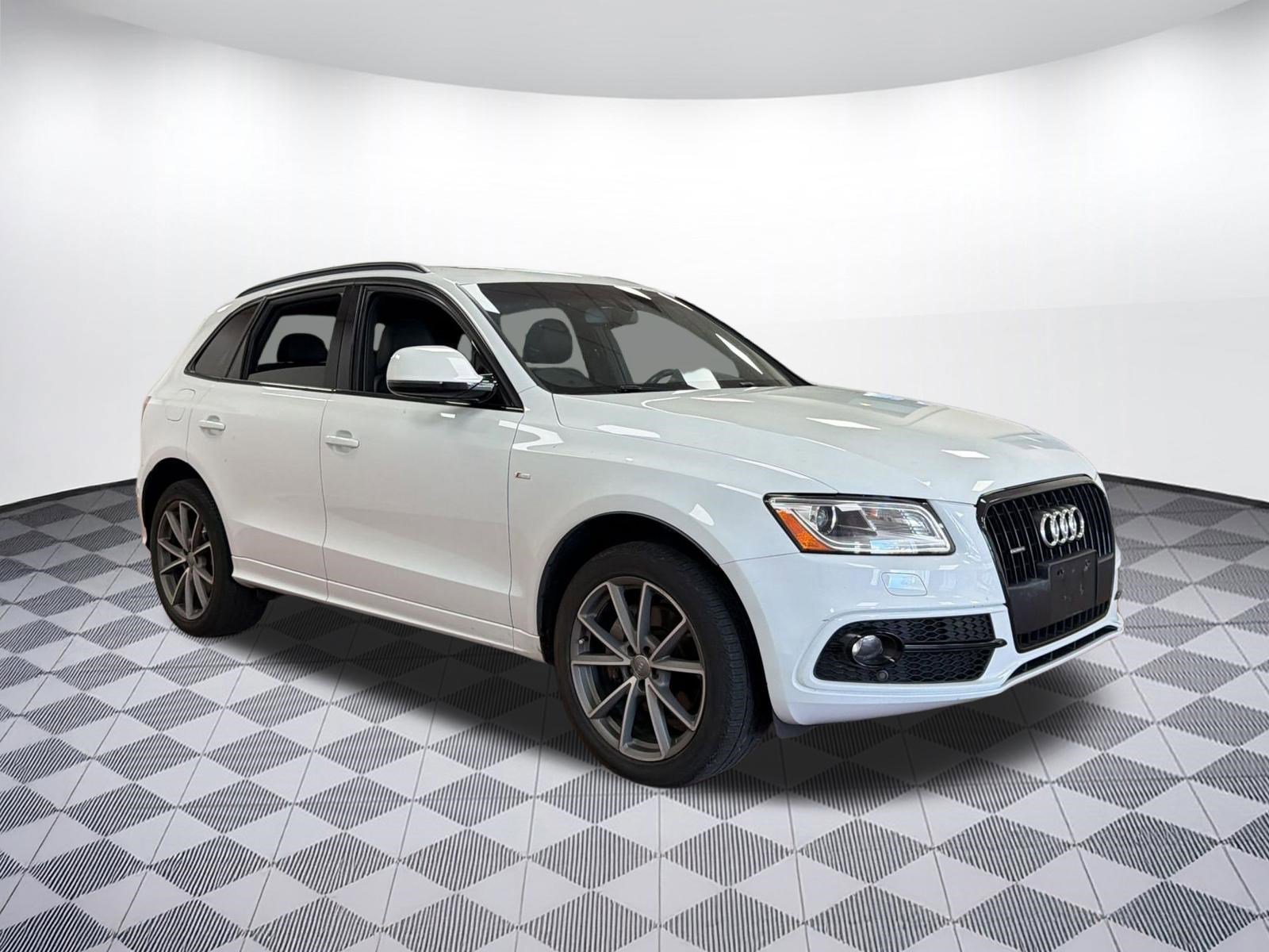 Used 2016 Audi Q5 3.0T Premium Plus w/ Technology Package image 7
