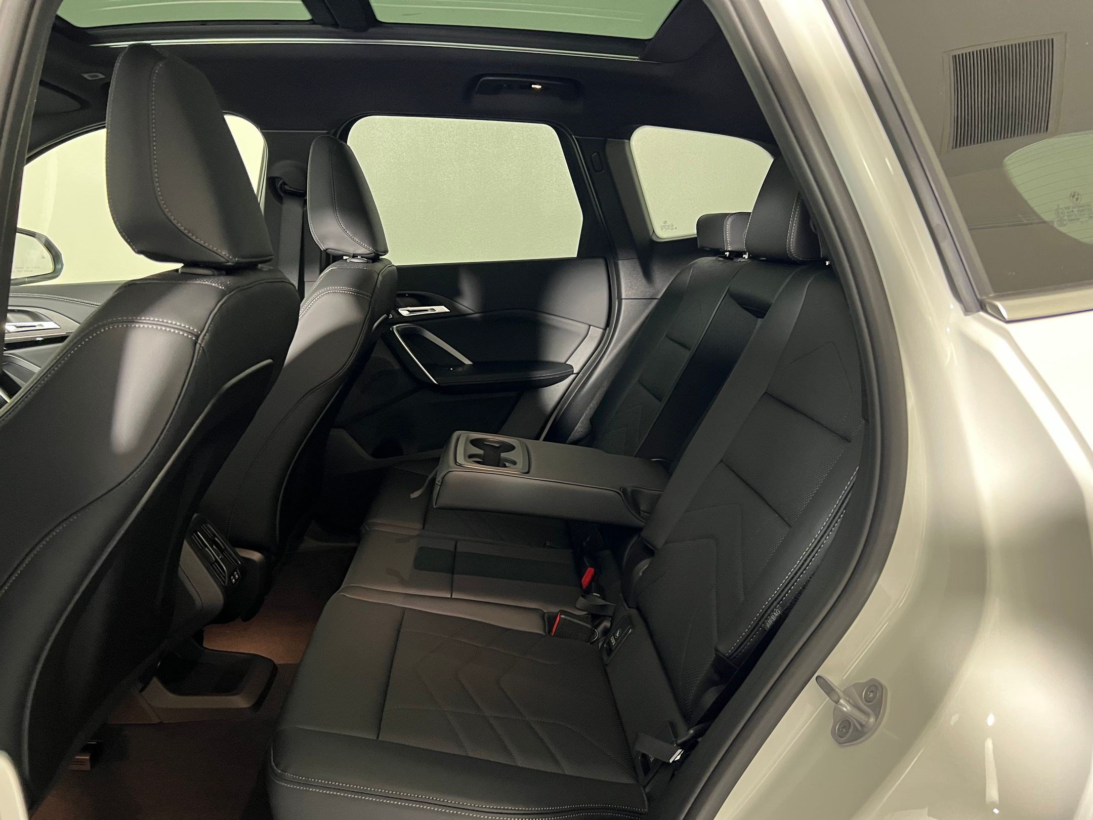 New 2026 BMW X1 xDrive28i w/ Technology Package AWD/4WD image 13