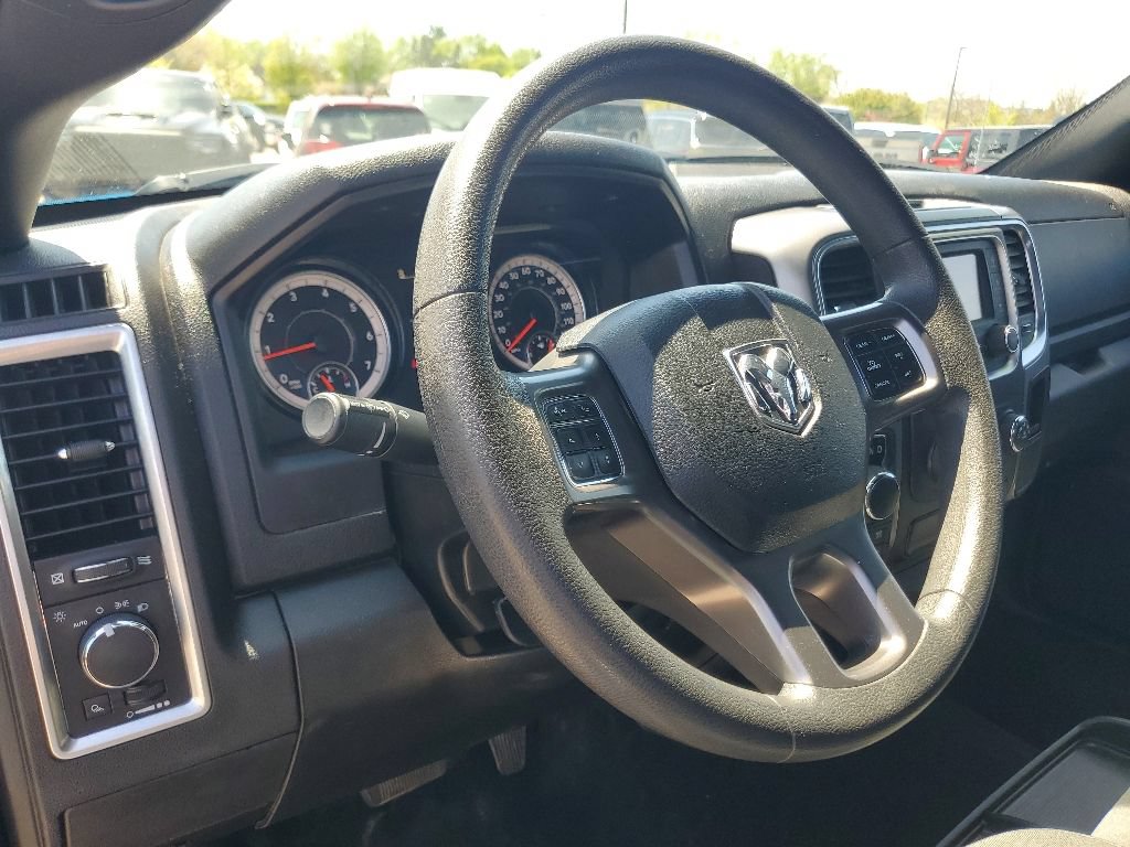 Used 2024 RAM 1500 Warlock AWD/4WD image 10