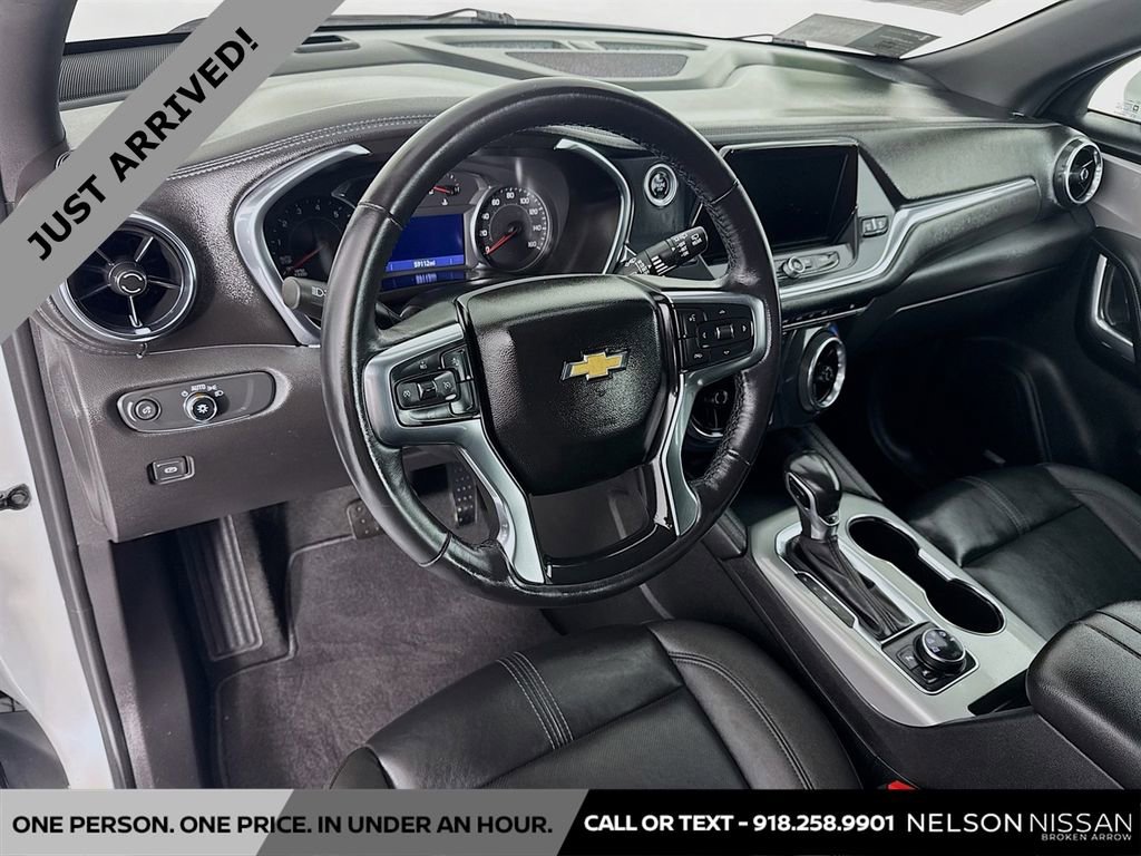 Used 2022 Chevrolet Blazer LT w/ Sound & Technology Package AWD/4WD image 9