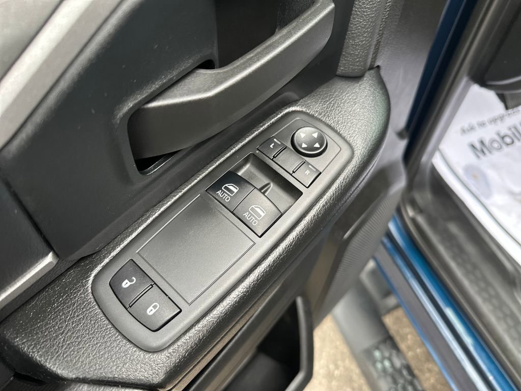 Used 2022 RAM 3500 Tradesman image 11