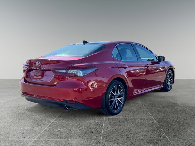 Used 2023 Toyota Camry XLE w/ Cold Weather Package AWD/4WD image 5