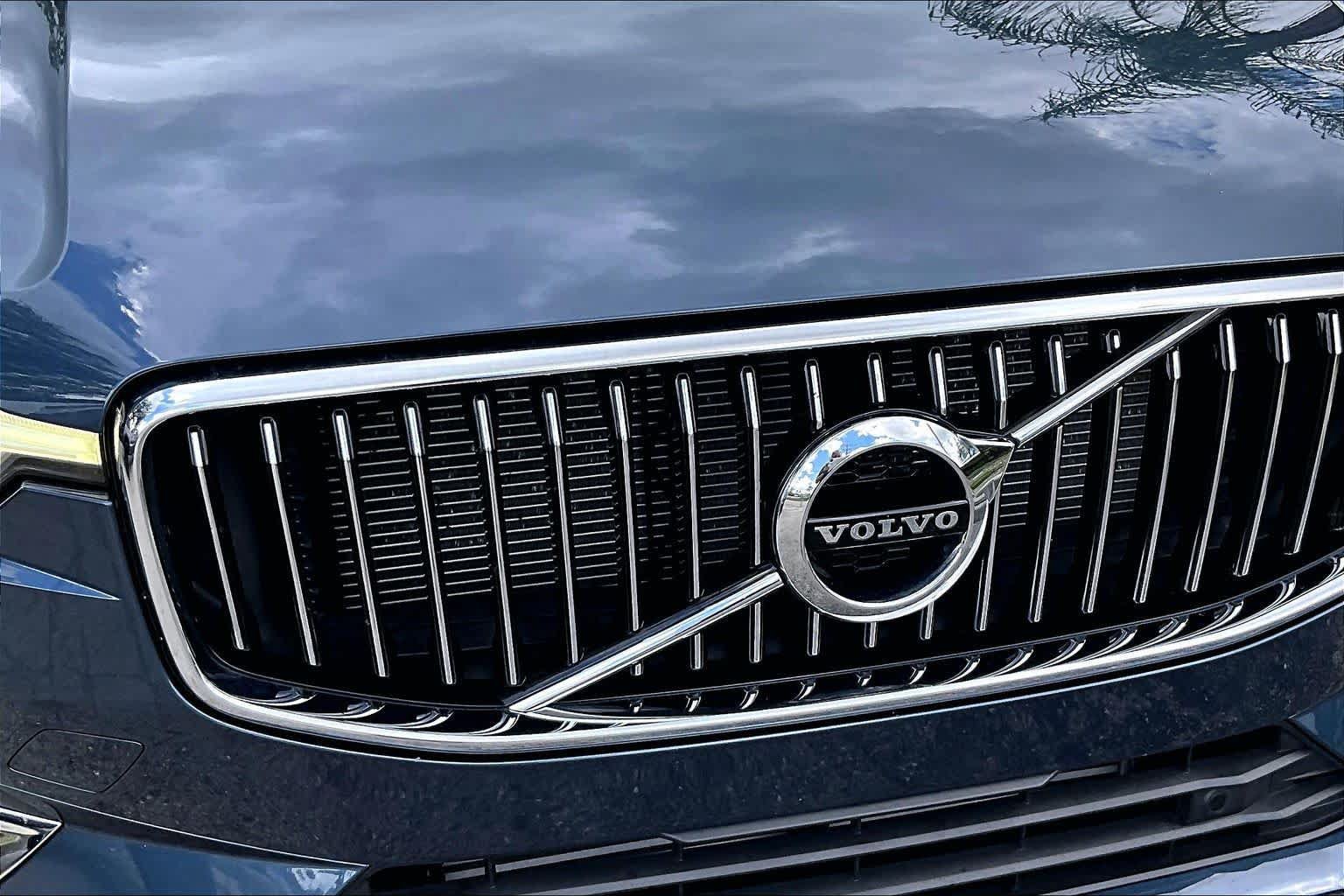 Used 2020 Volvo XC60 T5 Inscription w/ Protection Package Premier FWD image 30