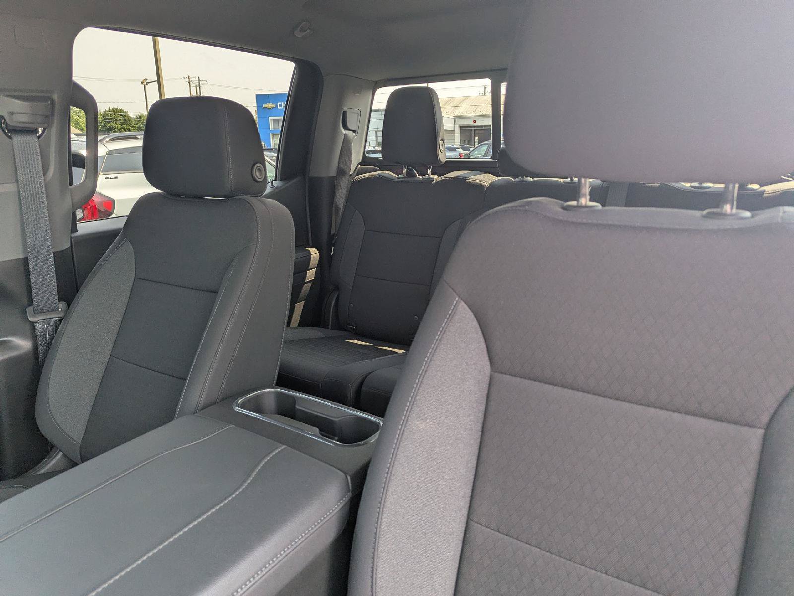 Used 2025 Chevrolet Silverado 1500 RST AWD/4WD image 32