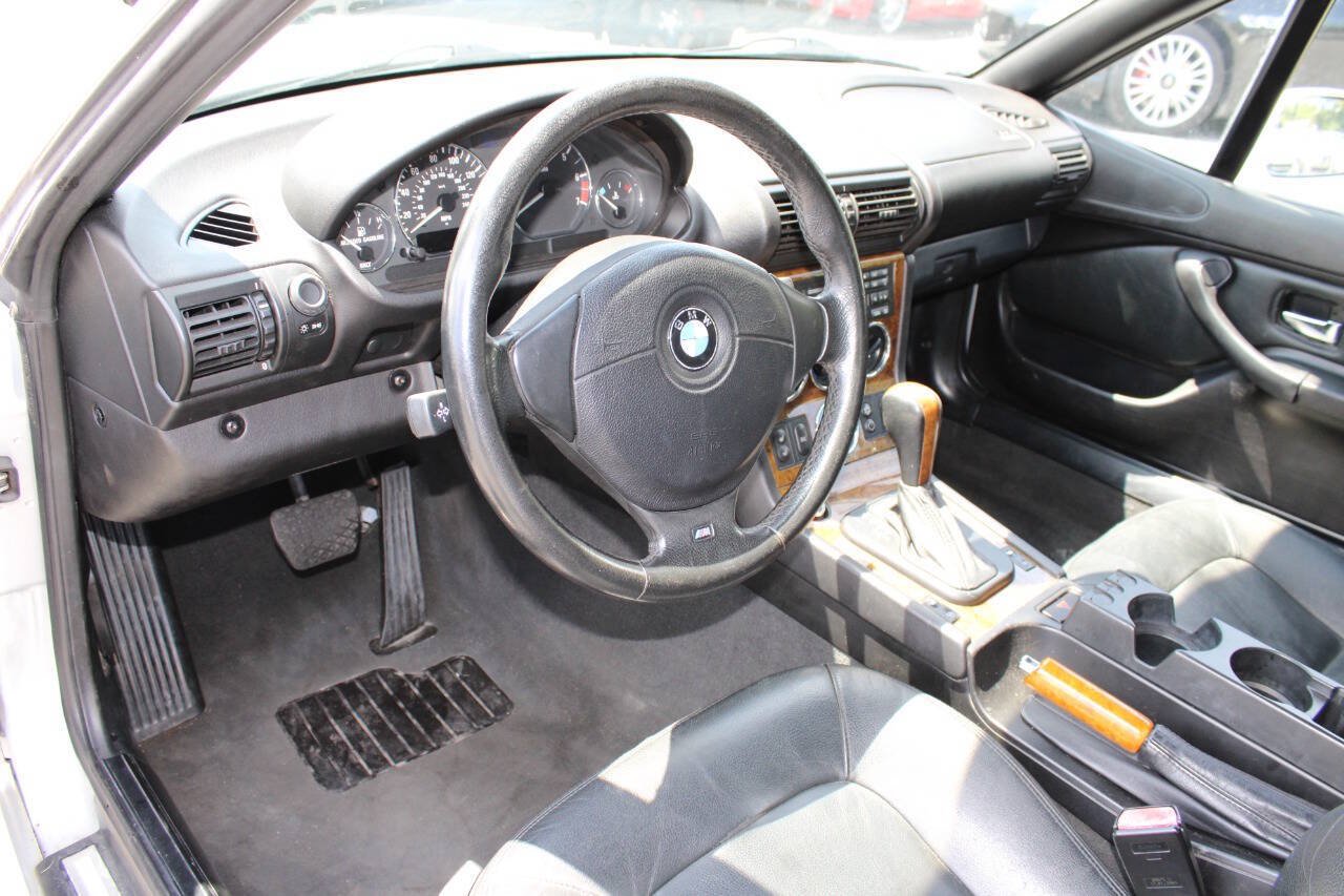 Used 2002 BMW Z3 3.0i RWD image 13