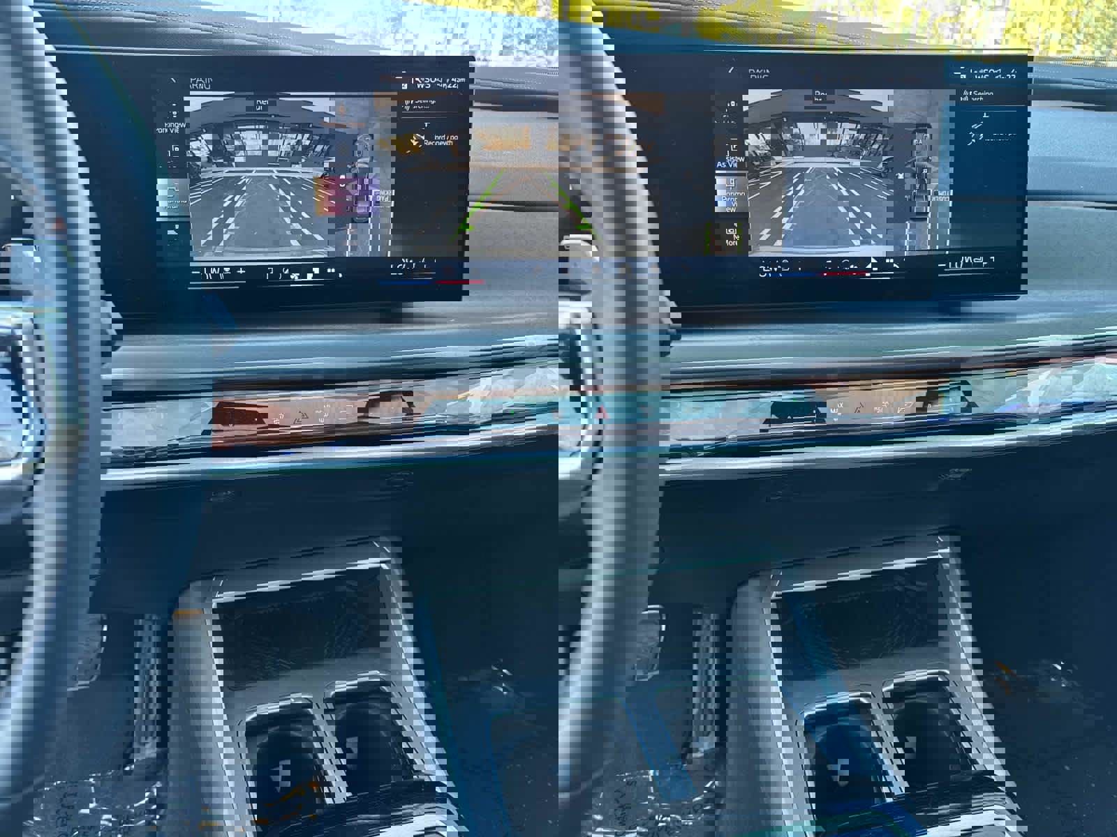 Certified 2023 BMW 740i image 23