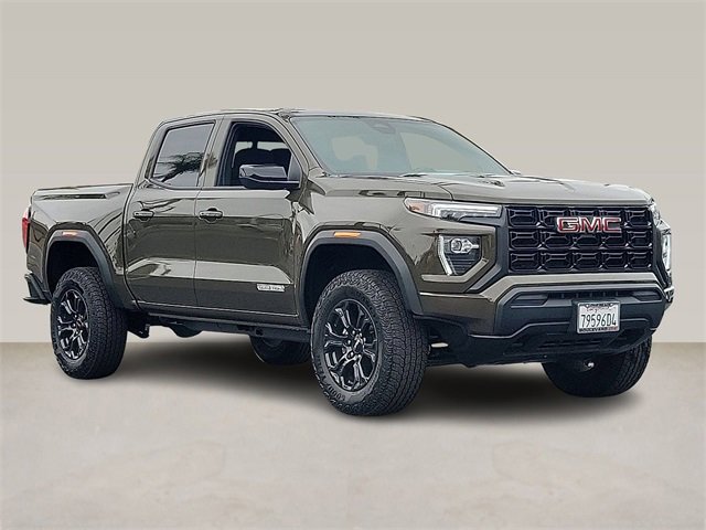 Used 2025 GMC Canyon Elevation
