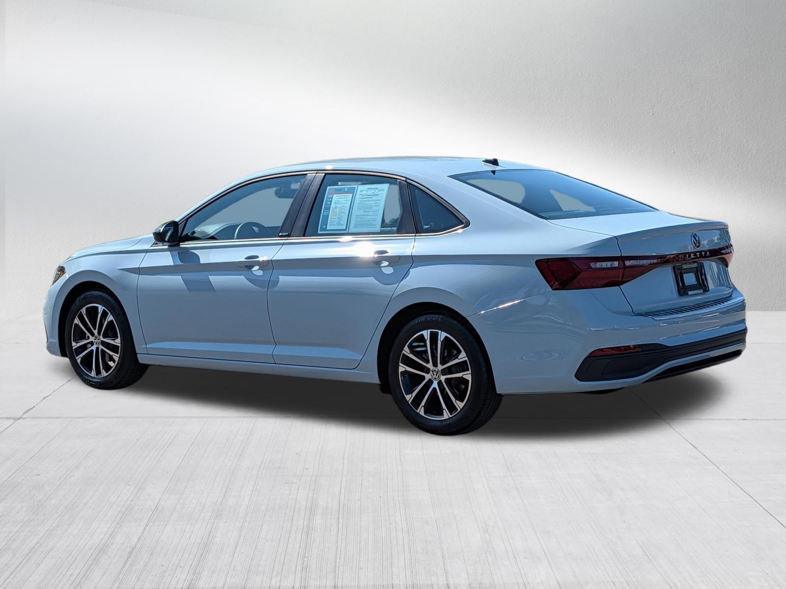 Used 2025 Volkswagen Jetta Sport FWD image 5
