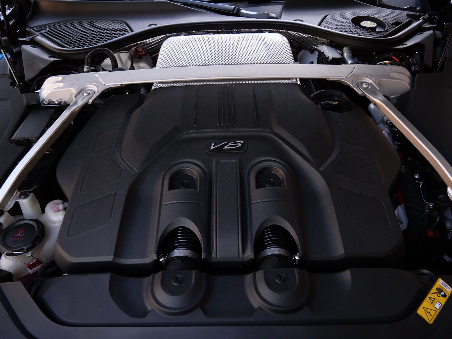 New 2026 Bentley Flying Spur V8 AWD/4WD image 24