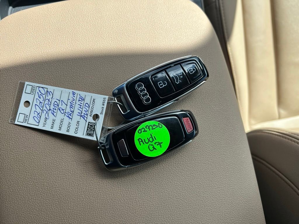 Used 2023 Audi Q7 3.0T Premium image 37