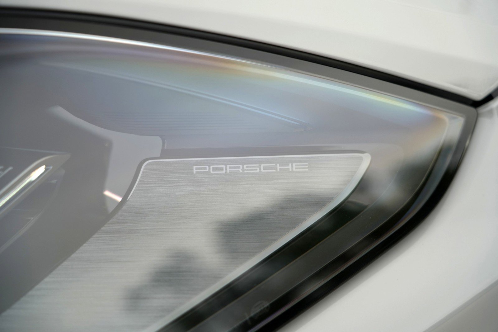 Used 2024 Porsche Cayenne Turbo AWD/4WD image 79