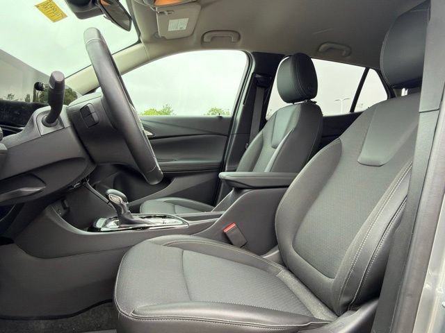 Used 2025 Buick Encore GX Preferred w/ Advanced Technology Package FWD image 24