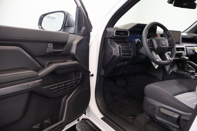 New 2026 Toyota 4Runner 4WD image 11