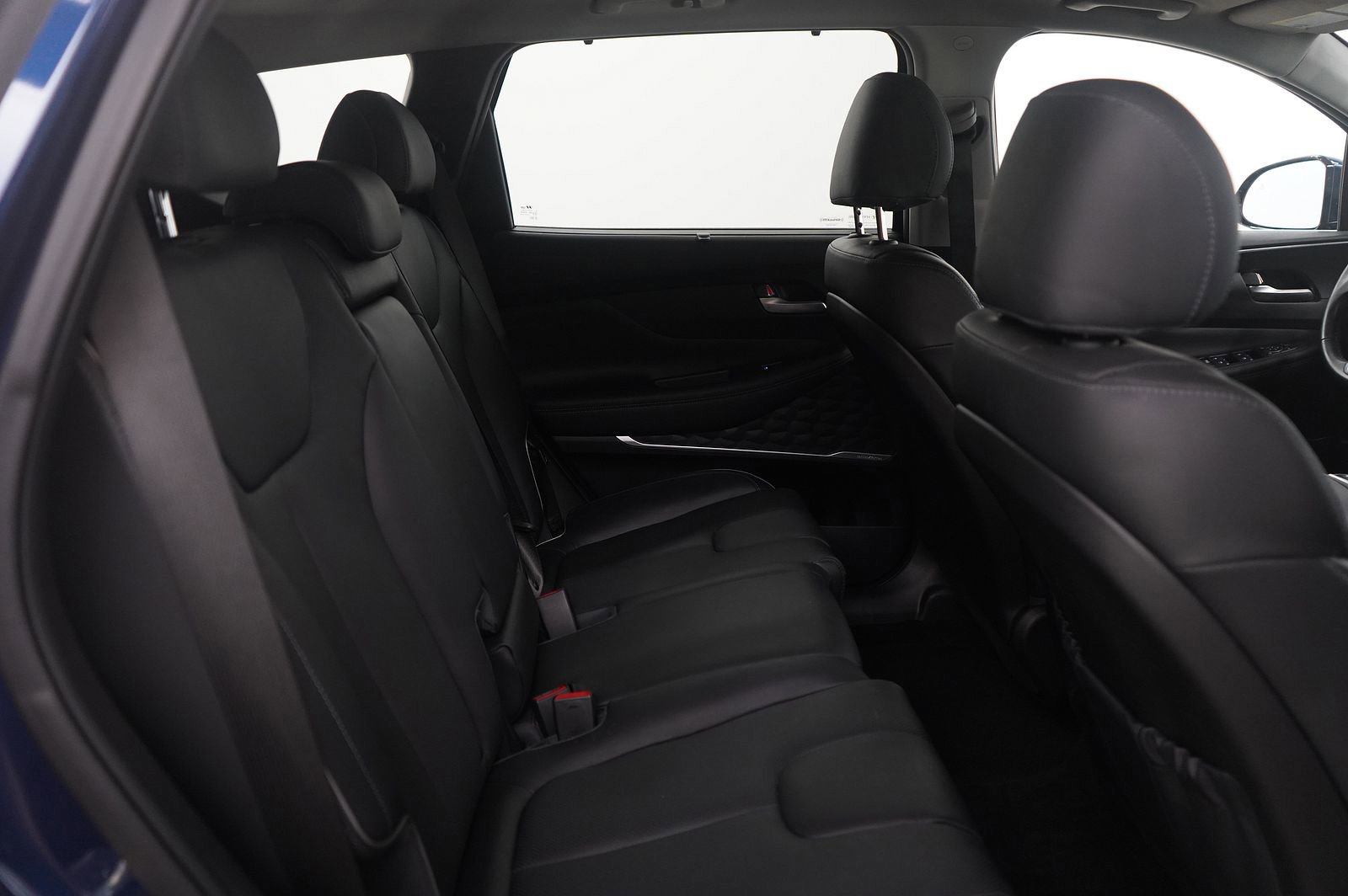 Used 2022 Hyundai Santa Fe SEL w/ Convenience + Premium Package image 12