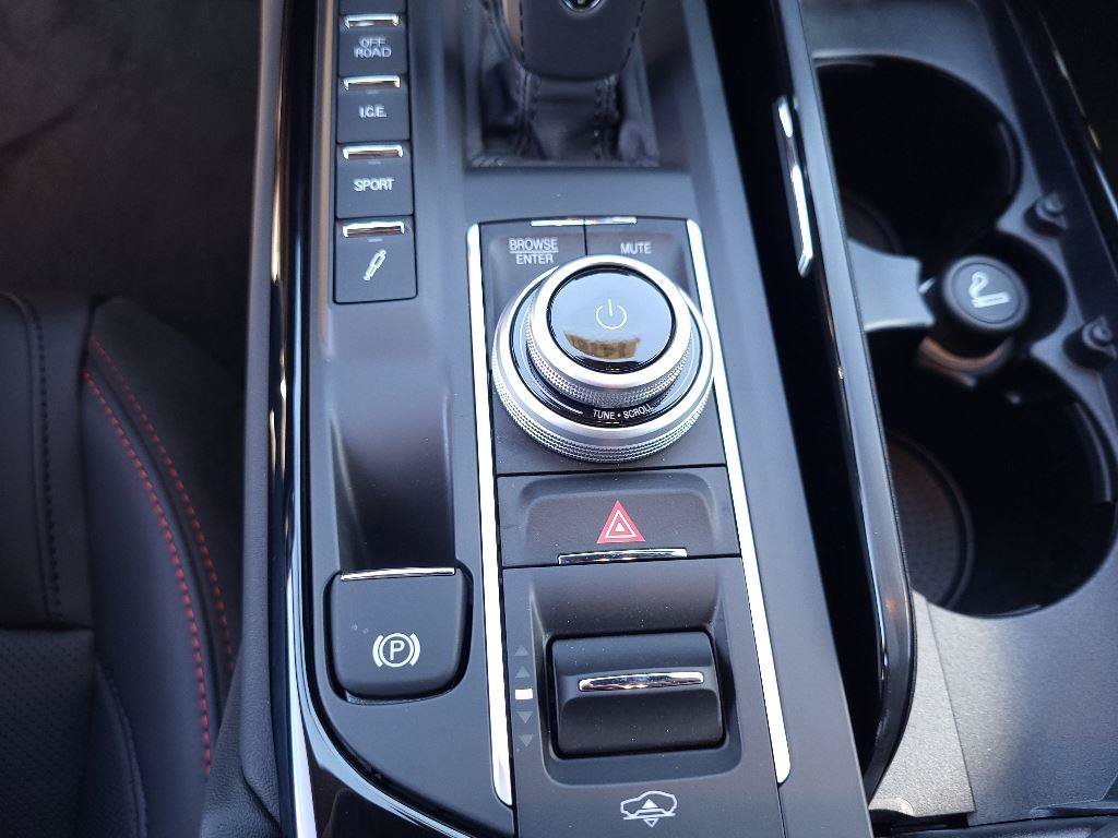 Used 2024 Maserati Levante Modena Ultima AWD/4WD image 13