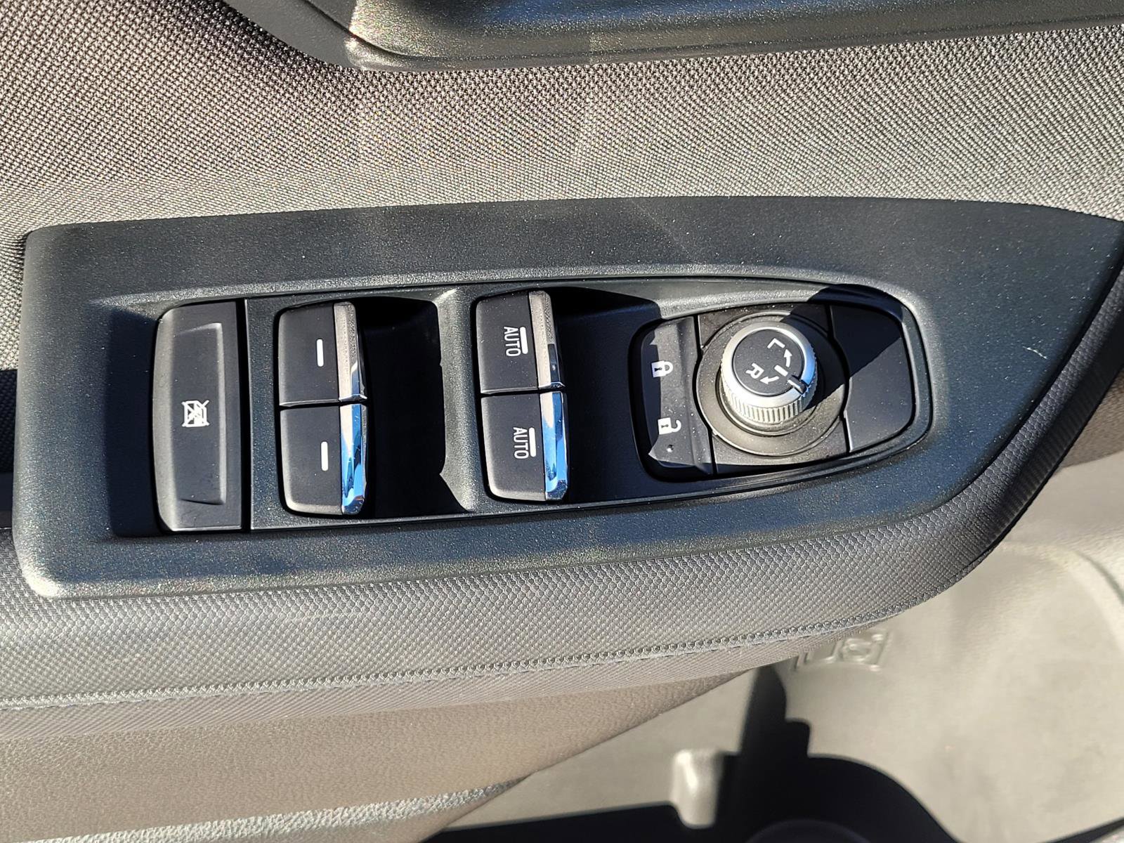 Used 2025 Subaru Forester Premium image 25