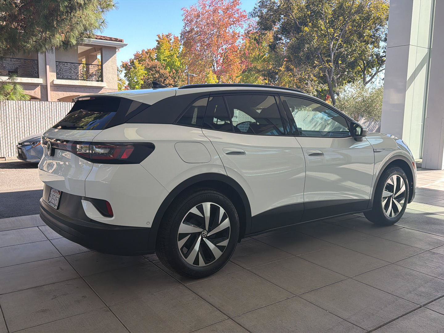 Certified 2023 Volkswagen ID.4 Pro RWD image 5