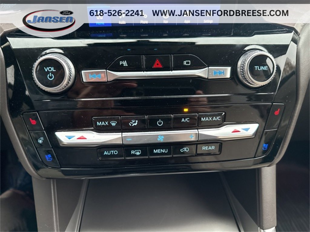 Used 2022 Ford Explorer Platinum w/ Equipment Group 601A image 21