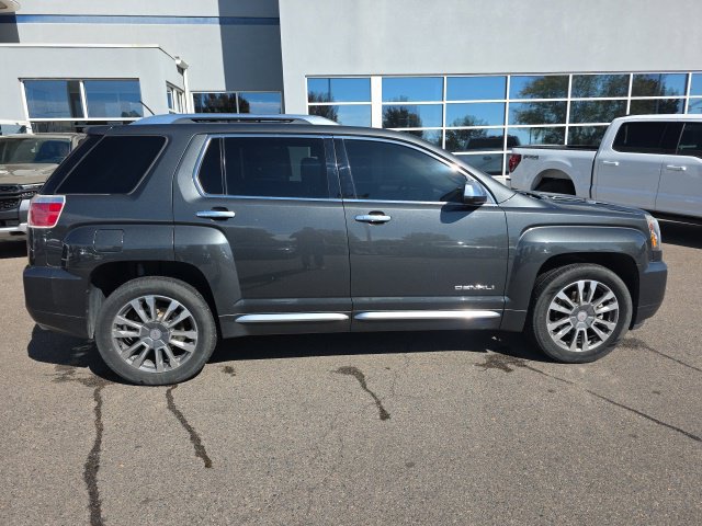 Used 2017 GMC Terrain Denali w/ Cargo Package AWD/4WD image 6
