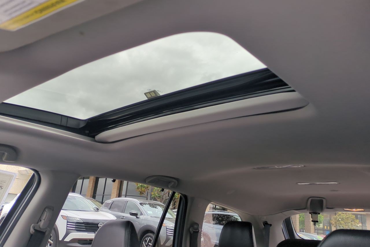 Certified 2022 Honda Pilot Special Edition image 19