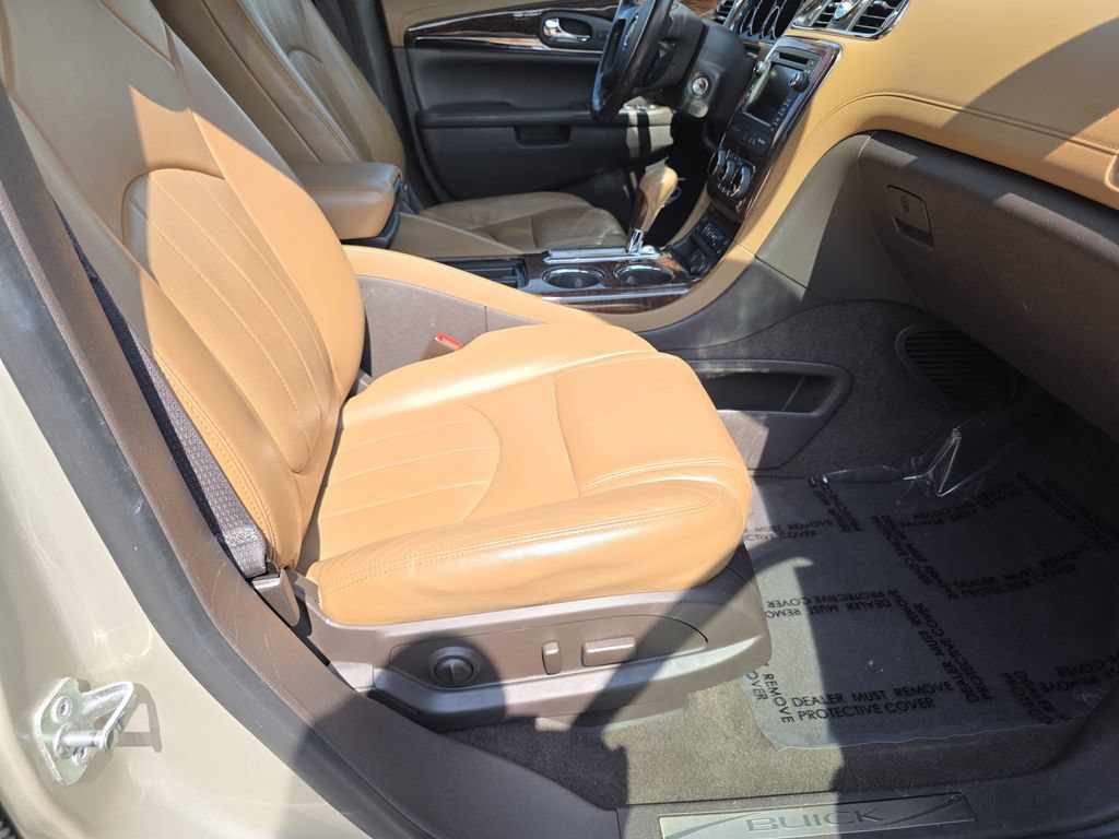Used 2016 Buick Enclave Premium w/ Experience Buick Package FWD image 17