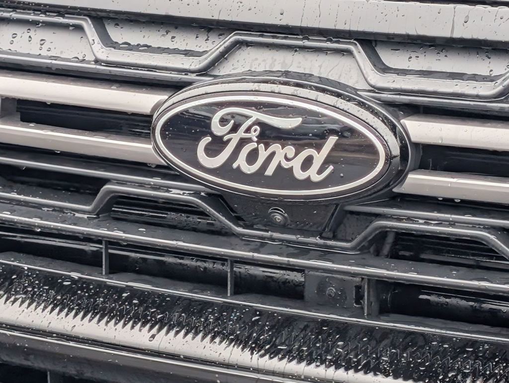New 2026 Ford Expedition Tremor image 8