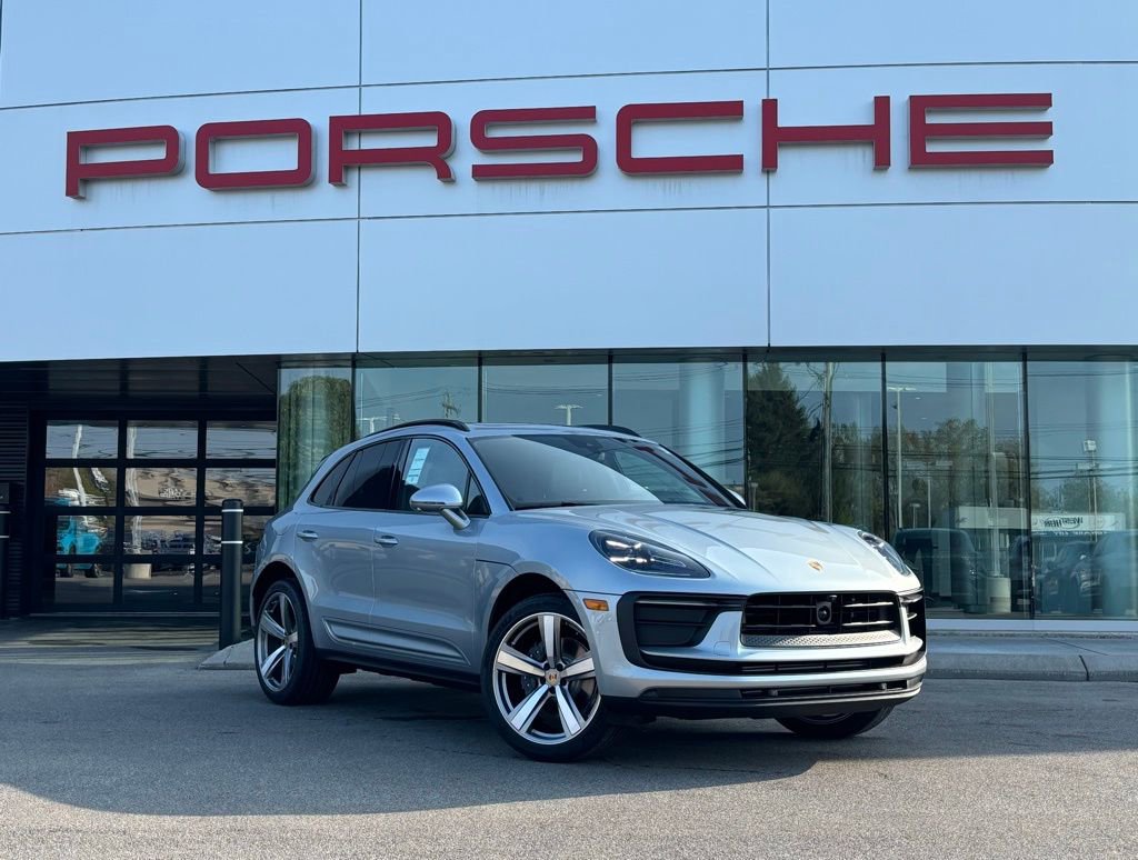 New 2026 Porsche Macan image 17