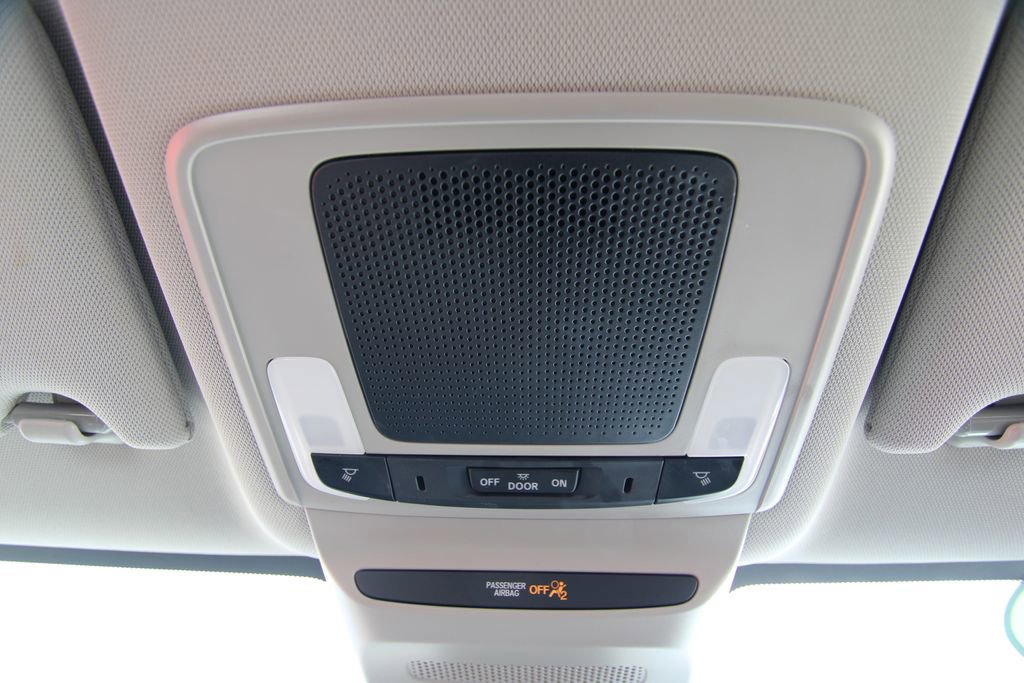 Used 2023 Honda HR-V LX image 32