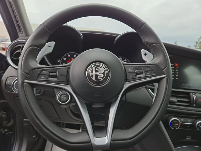 Used 2018 Alfa Romeo Giulia Ti Sport w/ Quick Order Package 22U Sport image 19