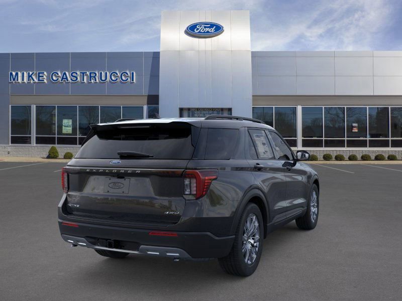 New 2026 Ford Explorer Active w/ Active Comfort Package image 8